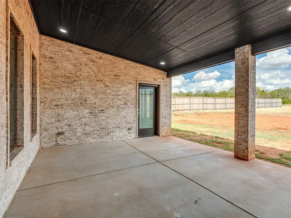 Photo 43 — 8302 Autumn Blaze Drive, Blanchard, OK 73010