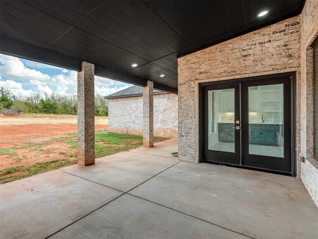 Photo 44 — 8302 Autumn Blaze Drive, Blanchard, OK 73010