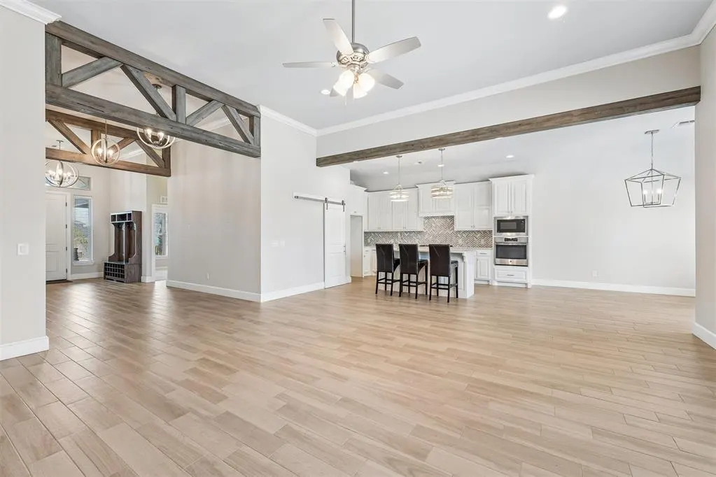 Photo 9 — 18617 Barcas Road, Edmond, OK 73012