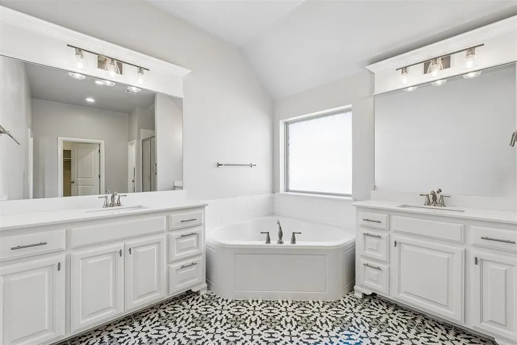 Photo 22 — 18617 Barcas Road, Edmond, OK 73012