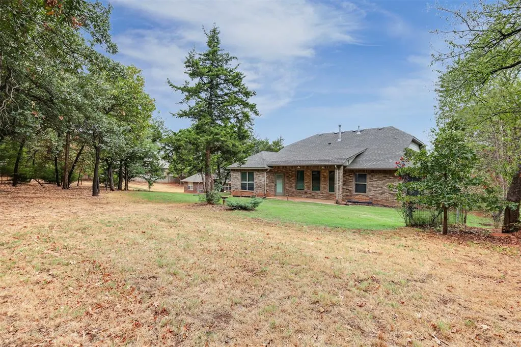 Photo 28 — 8960 Overlook Drive, Guthrie, OK 73044