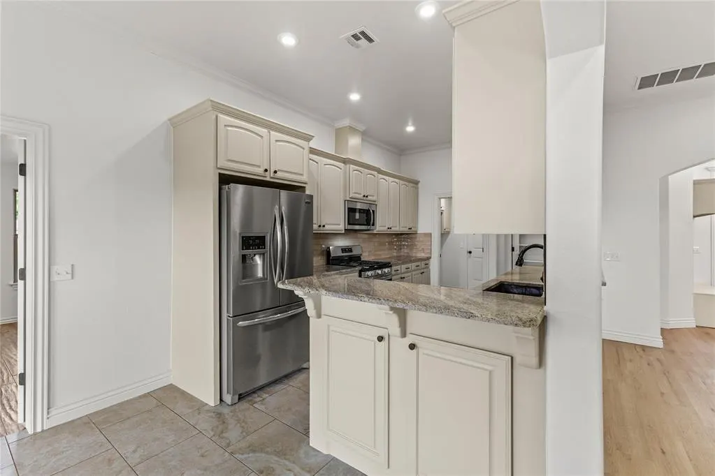 Photo 11 — 2425 Pumpkin Lane, Weatherford, OK 73096