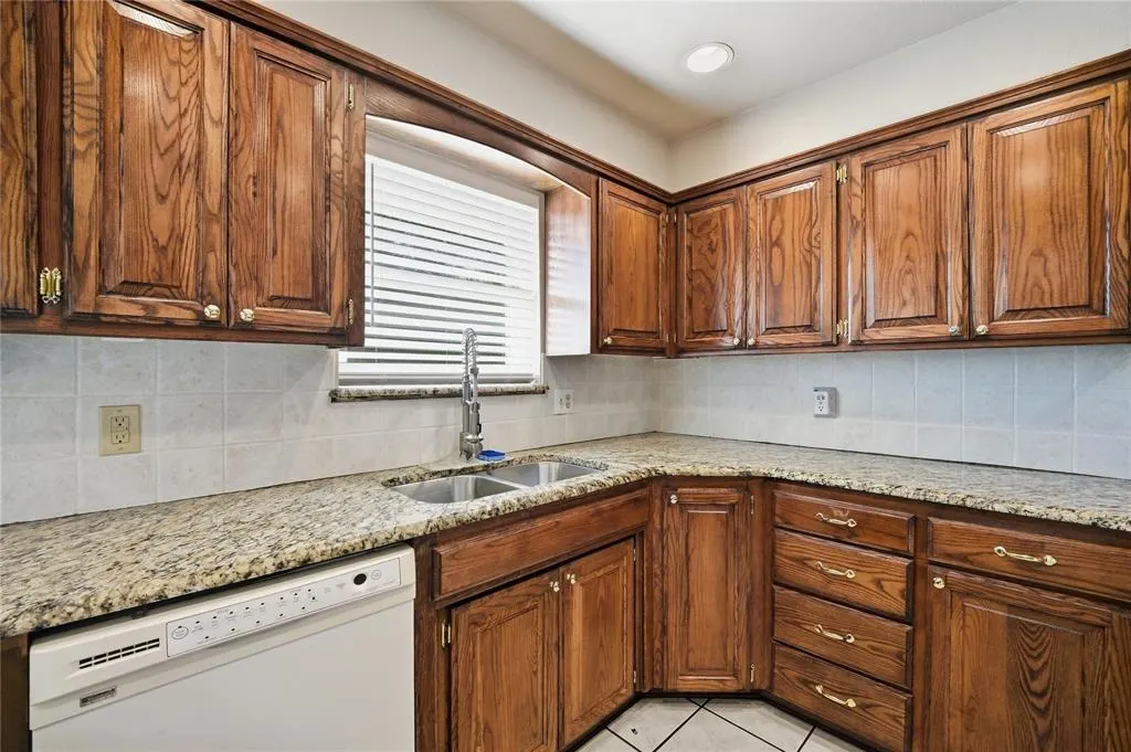 Photo 13 — 3401 S Choctaw Drive, Edmond, OK 73013