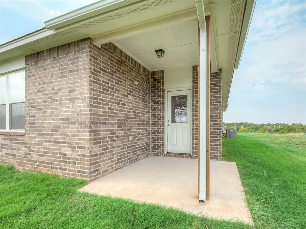 Photo 27 — 745 Cumberland Drive, Guthrie, OK 73044