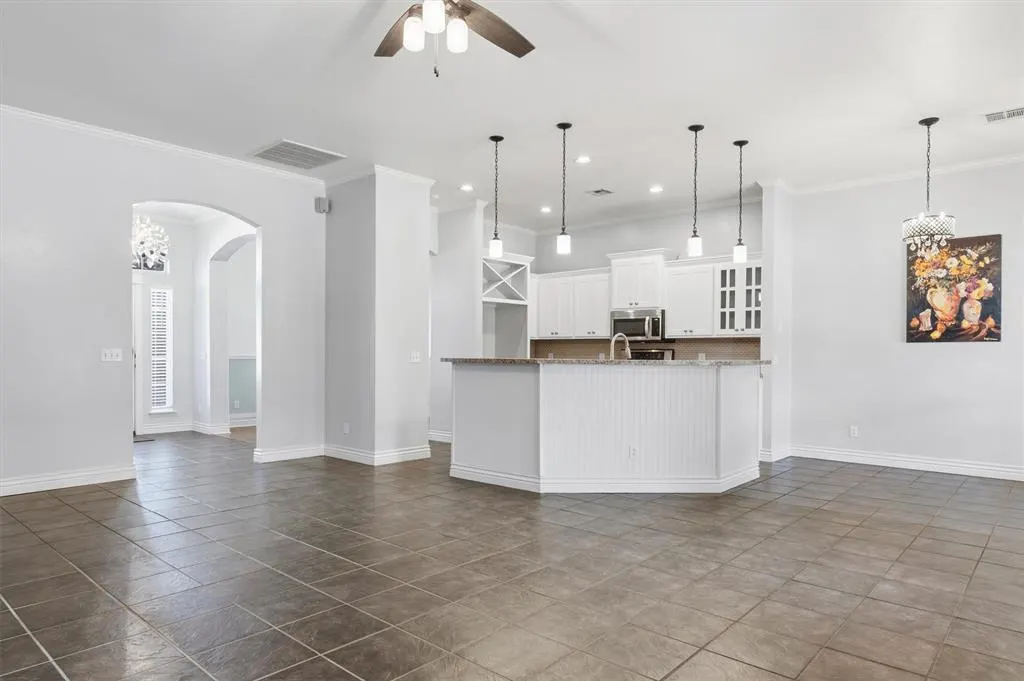 Photo 11 — 21574 Lake Shadows Drive, Edmond, OK 73012