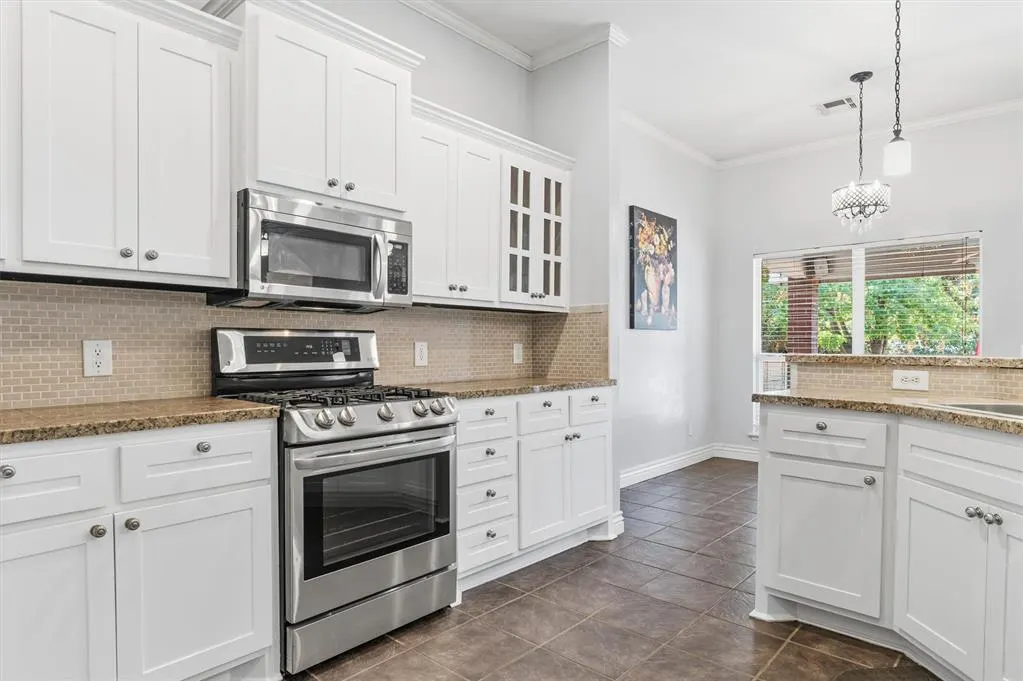 Photo 12 — 21574 Lake Shadows Drive, Edmond, OK 73012