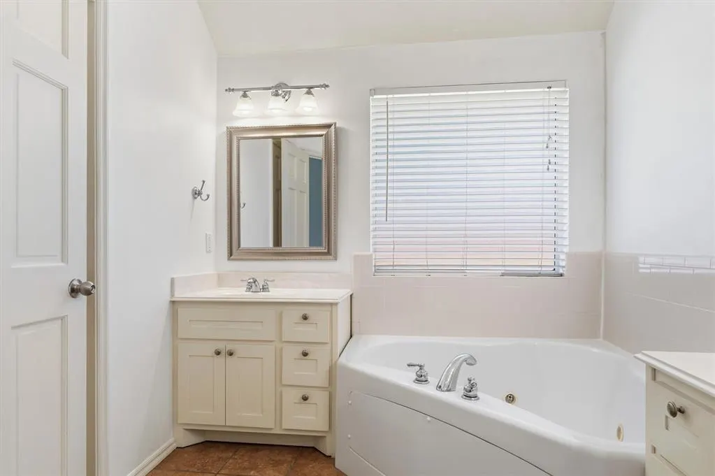 Photo 20 — 21574 Lake Shadows Drive, Edmond, OK 73012