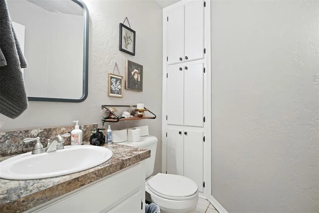Photo 42 — 2720 N Robin Street, Altus, OK 73521