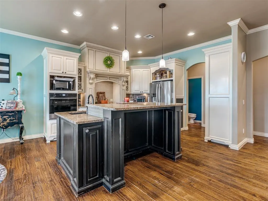 Photo 8 — 2113 Sycamore Creek Avenue, Yukon, OK 73099