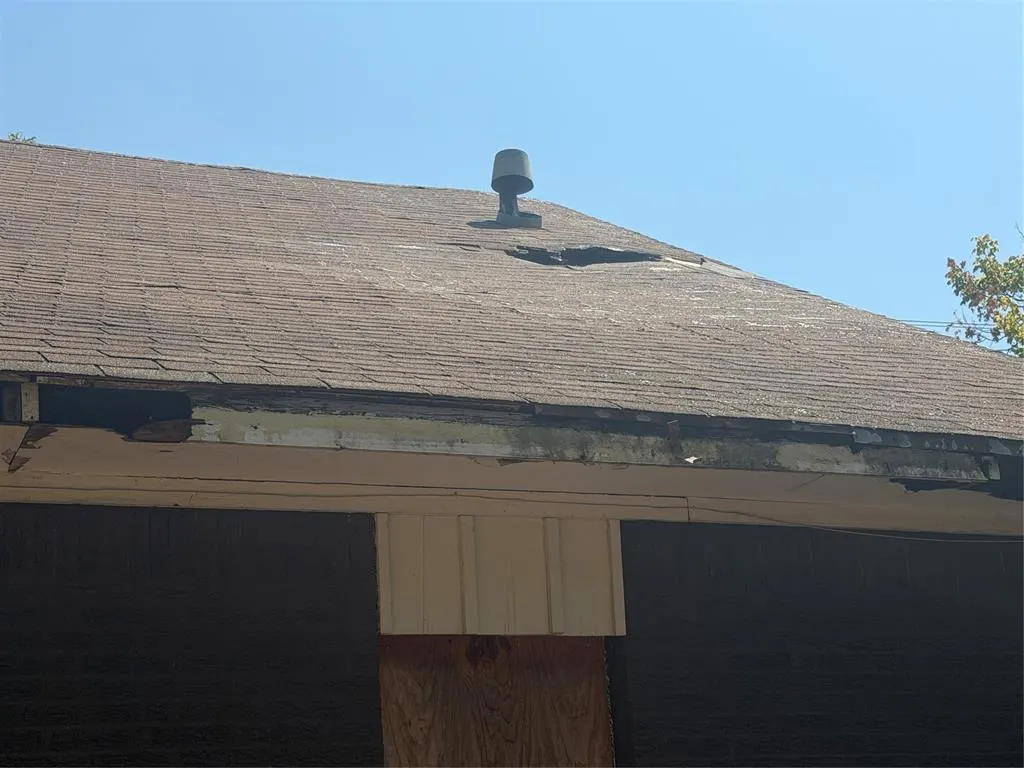 Photo 6 — 717 E Carter Street, Ardmore, OK 73401