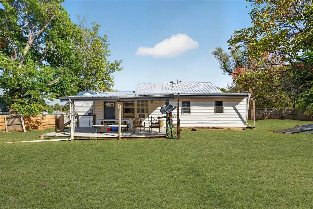 Photo 24 — 1113 W Arkansas Avenue, Chickasha, OK 73018