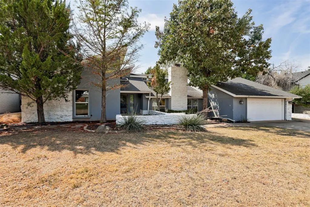 Photo 2 — 3108 Raintree Road, Oklahoma City, OK 73120
