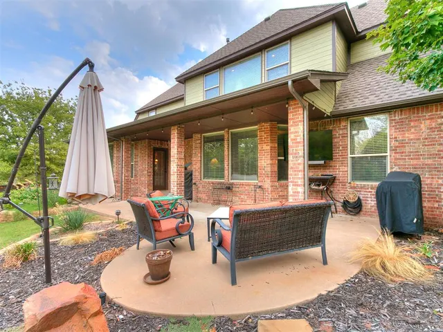 Photo 6 — 1516 Briar Forest Circle, Edmond, OK 73025