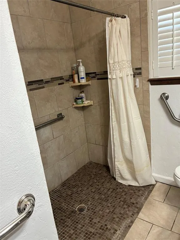 Photo 8 — 911 SW 2nd Street, Moore, OK 73160