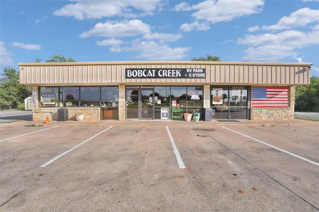 Front exterior — 2003 NE Highway 66, Sayre, OK 73662