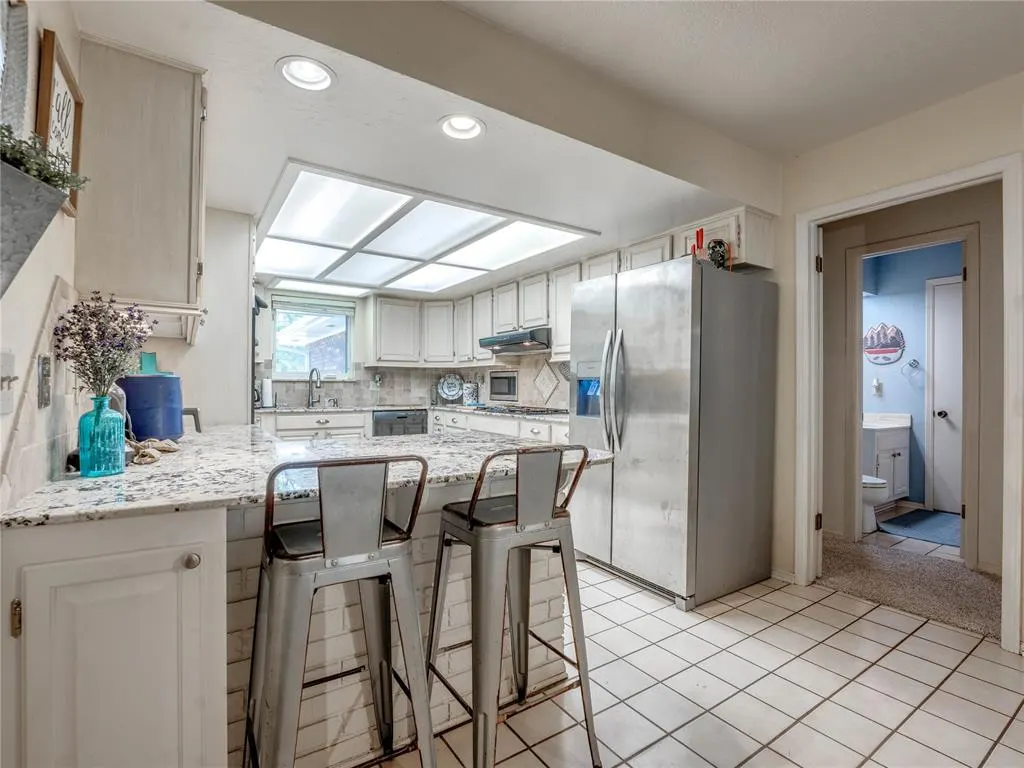 Photo 9 — 3401 Carriage Way, Edmond, OK 73013