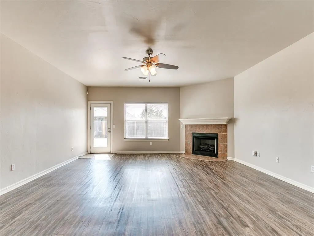 Photo 3 — 2120 NW 157th Street, Edmond, OK 73013