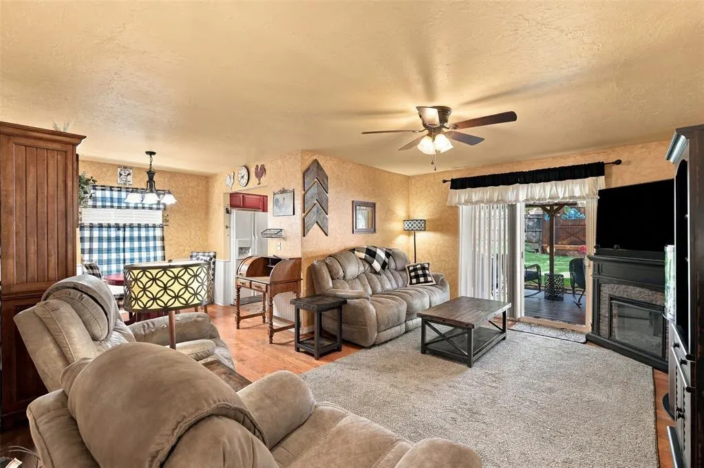 Photo 6 — 11613 Lochwood Drive, Yukon, OK 73099
