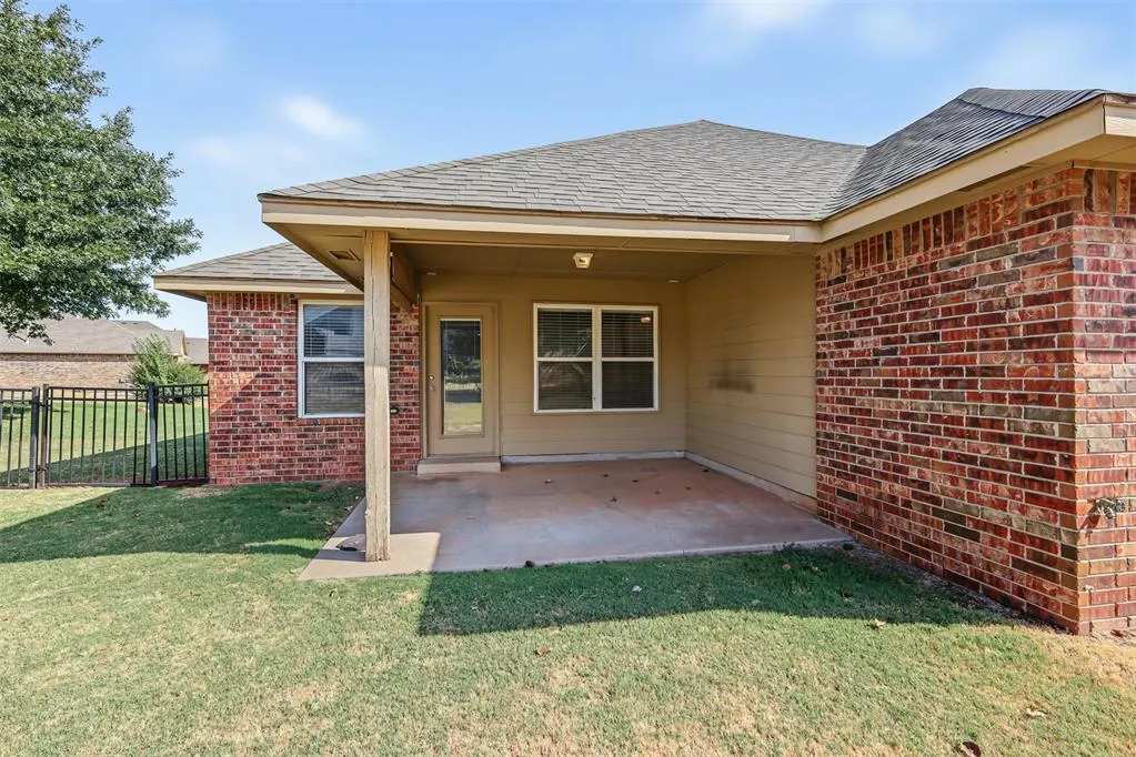 Photo 23 — 15601 Traditions Drive, Edmond, OK 73013