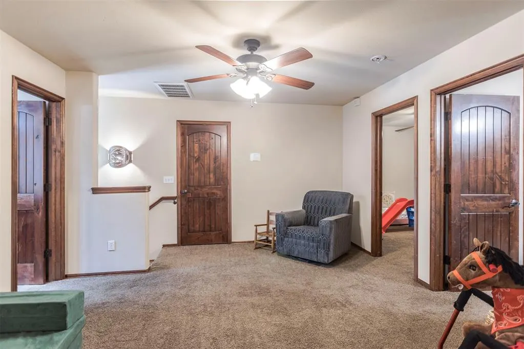 Photo 24 — 531 W Alamo Court Way, Mustang, OK 73064