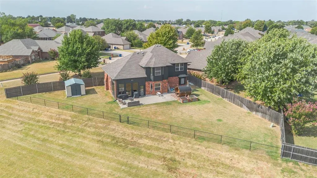 Photo 34 — 531 W Alamo Court Way, Mustang, OK 73064