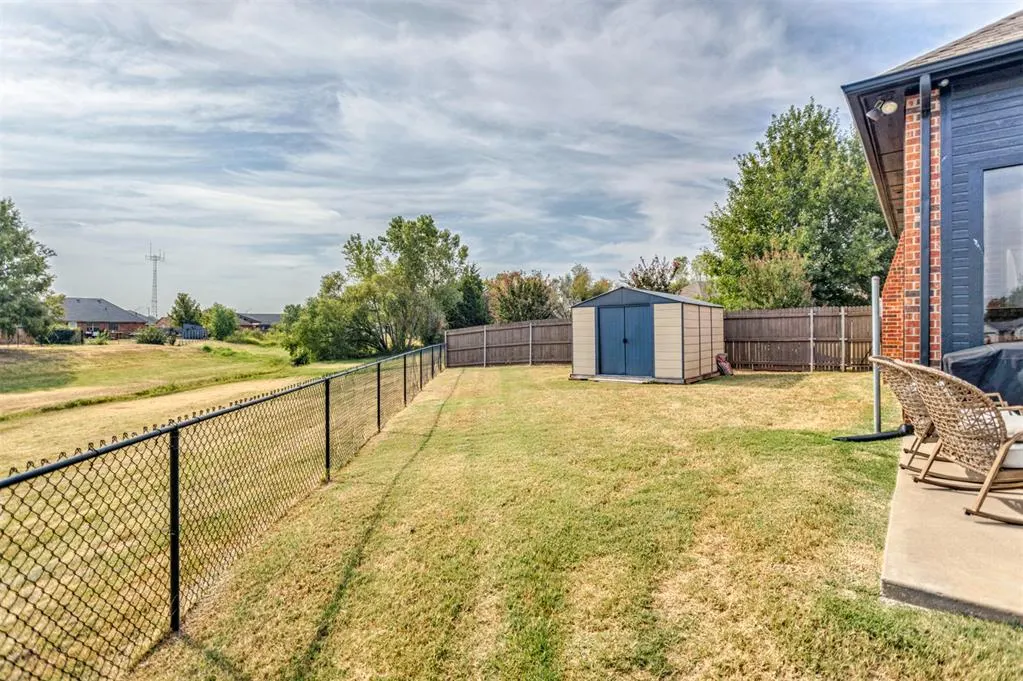 Photo 39 — 531 W Alamo Court Way, Mustang, OK 73064