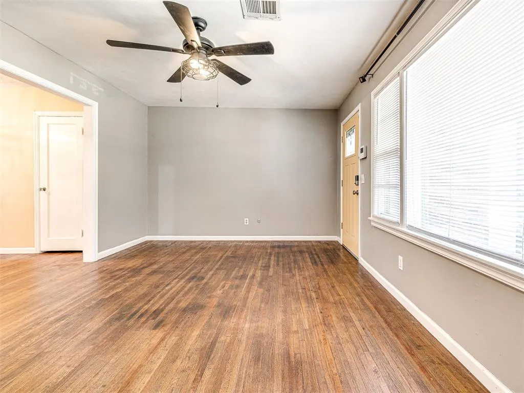 Photo 10 — 3036 NW 33rd Street, Oklahoma City, OK 73112