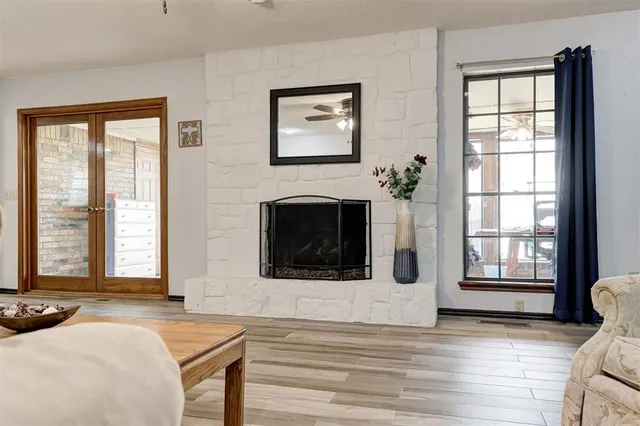 Photo 3 — 8201 Willow Creek Boulevard, Oklahoma City, OK 73162
