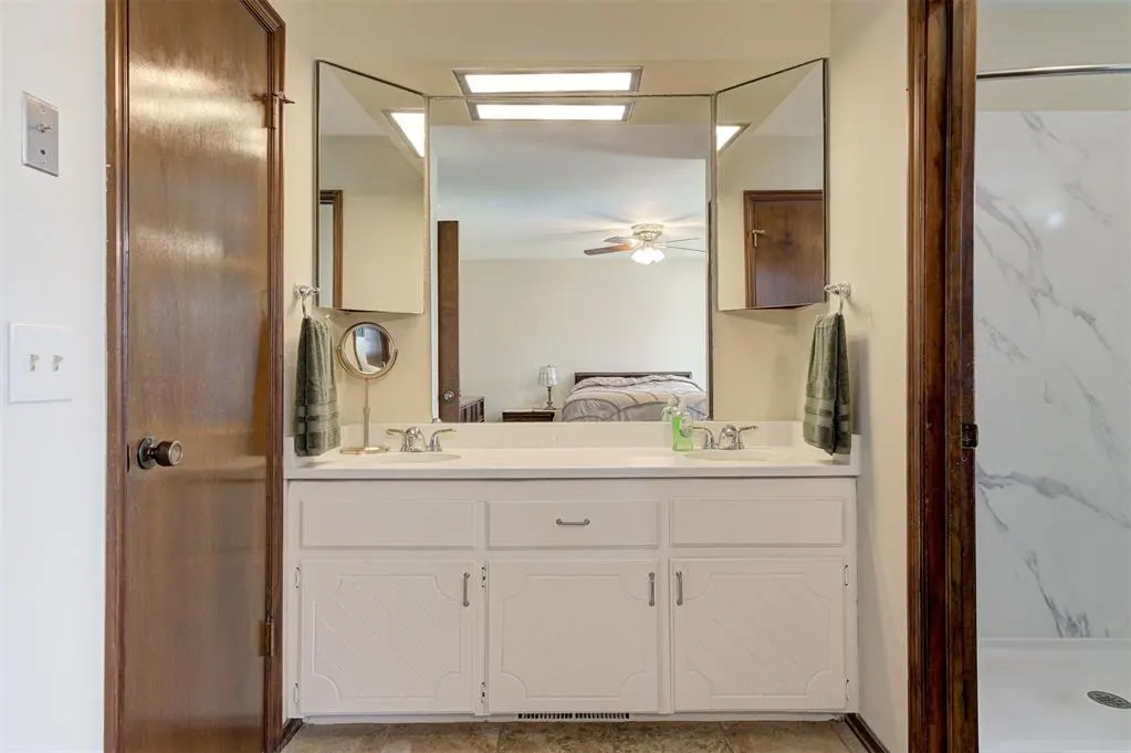 Photo 24 — 8201 Willow Creek Boulevard, Oklahoma City, OK 73162