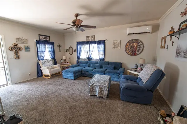 Photo 5 — 300 S Cedar Avenue, Erick, OK 73645