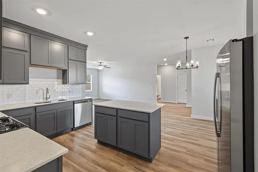 Photo 5 — 441 Stella Trail, Guthrie, OK 73044