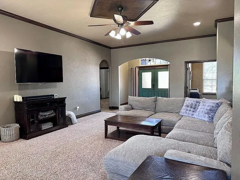 Photo 7 — 12624 Lexington Drive, Oklahoma City, OK 73173