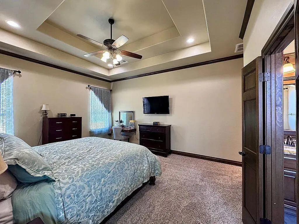 Photo 18 — 12624 Lexington Drive, Oklahoma City, OK 73173