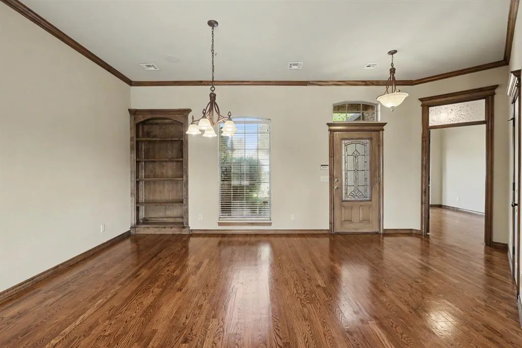 Photo 4 — 16208 Old Oak Drive, Edmond, OK 73013