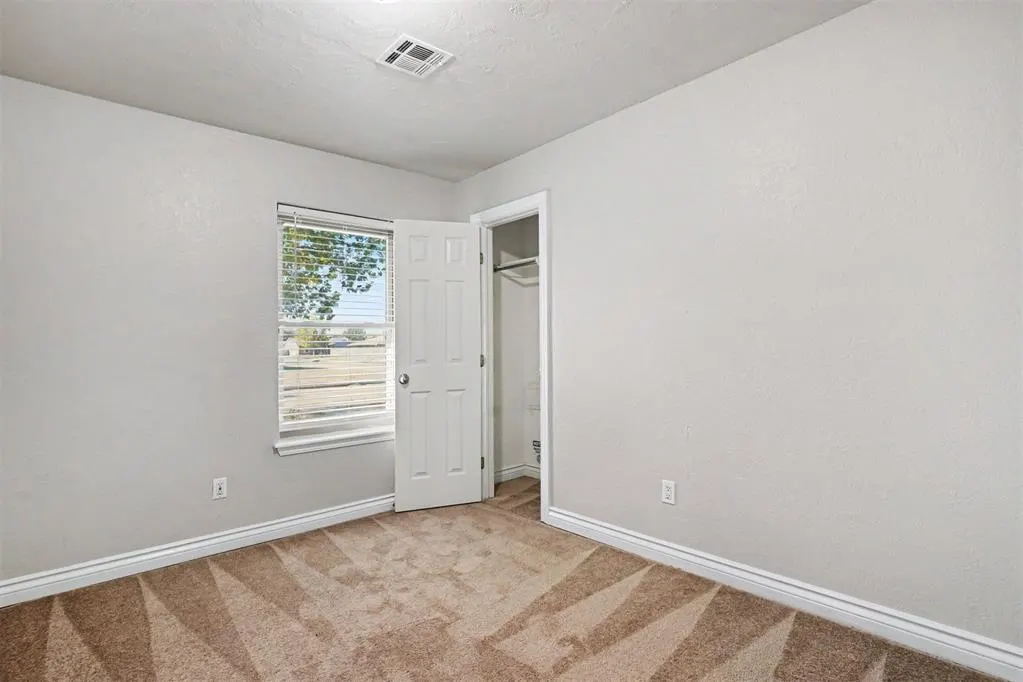 Photo 11 — 12333 Newgate Corner, Yukon, OK 73099
