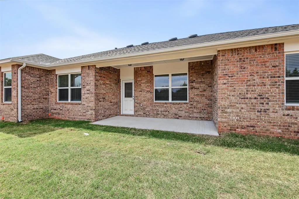 Photo 37 — 548 Stella Trail, Guthrie, OK 73044