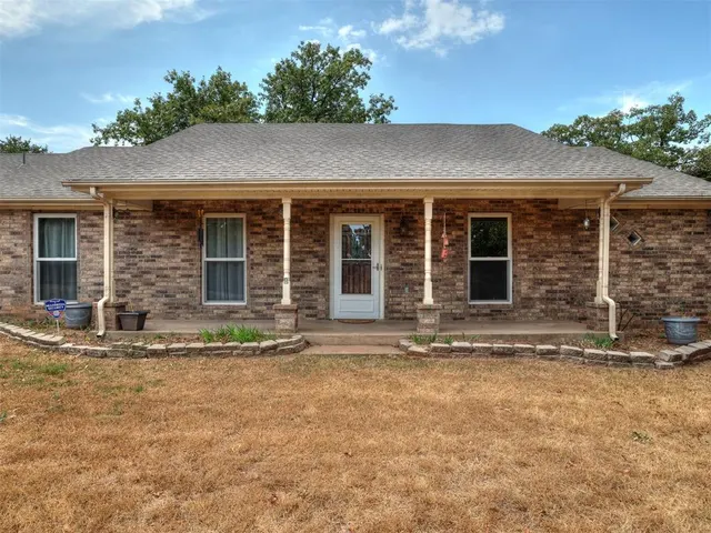Photo 2 — 1025 E Triplett Road, Guthrie, OK 73044