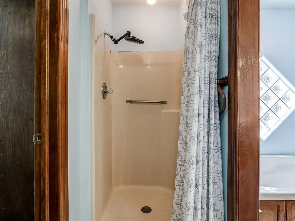 Photo 17 — 1025 E Triplett Road, Guthrie, OK 73044