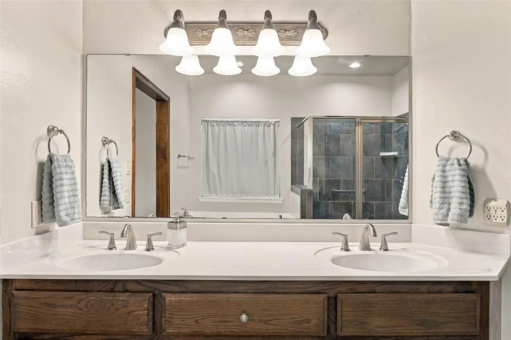 Photo 17 — 1718 Bridlewood Court, Shawnee, OK 74804