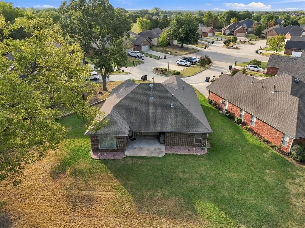 Photo 28 — 1718 Bridlewood Court, Shawnee, OK 74804