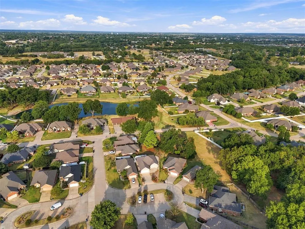 Photo 34 — 1718 Bridlewood Court, Shawnee, OK 74804
