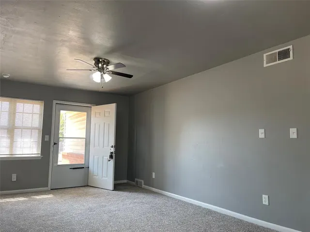 Photo 4 — 9209 Rhythm Road, Midwest City, OK 73130