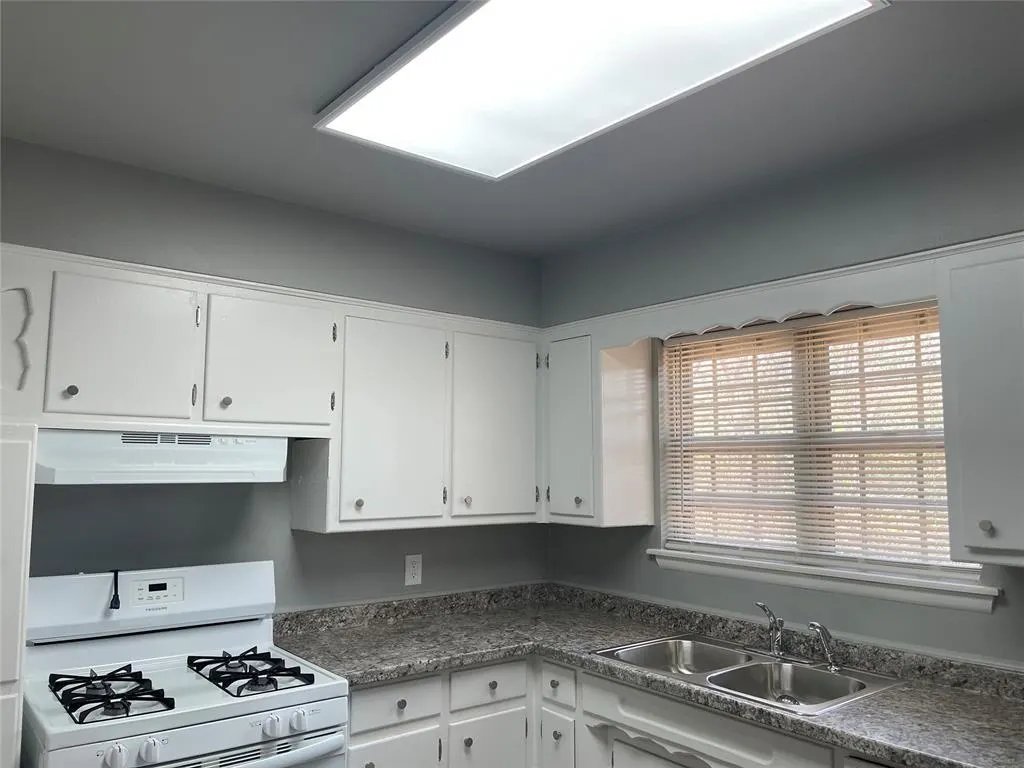 Photo 9 — 9209 Rhythm Road, Midwest City, OK 73130