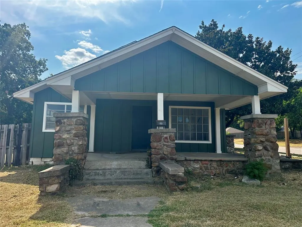 Photo 3 — 332 N Harrison Street, Shawnee, OK 74801