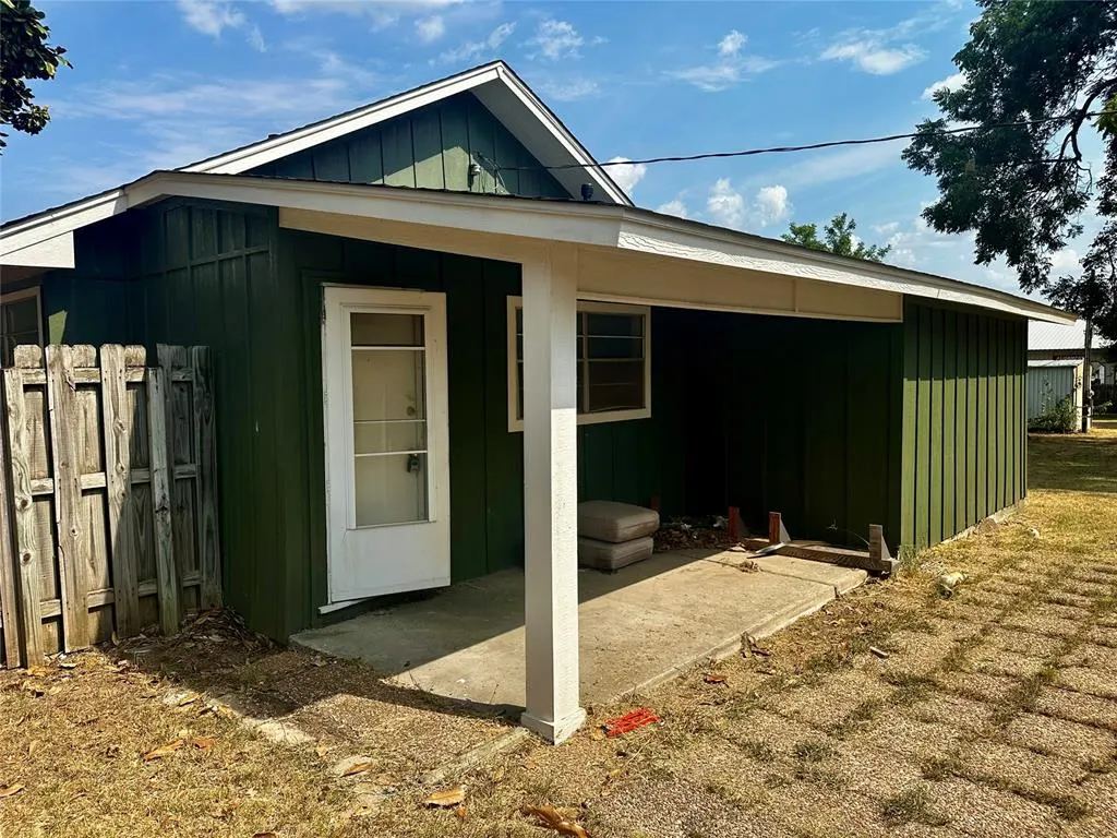 Photo 9 — 332 N Harrison Street, Shawnee, OK 74801