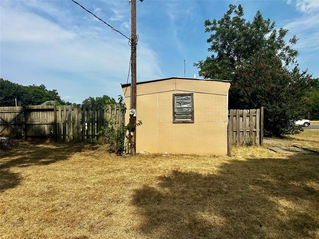 Photo 18 — 332 N Harrison Street, Shawnee, OK 74801