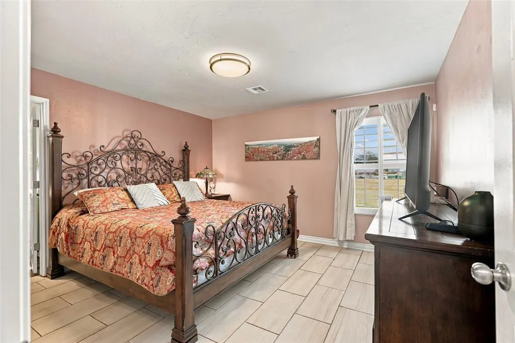 Photo 12 — 1732 Settlers Crossing Boulevard, El Reno, OK 73036