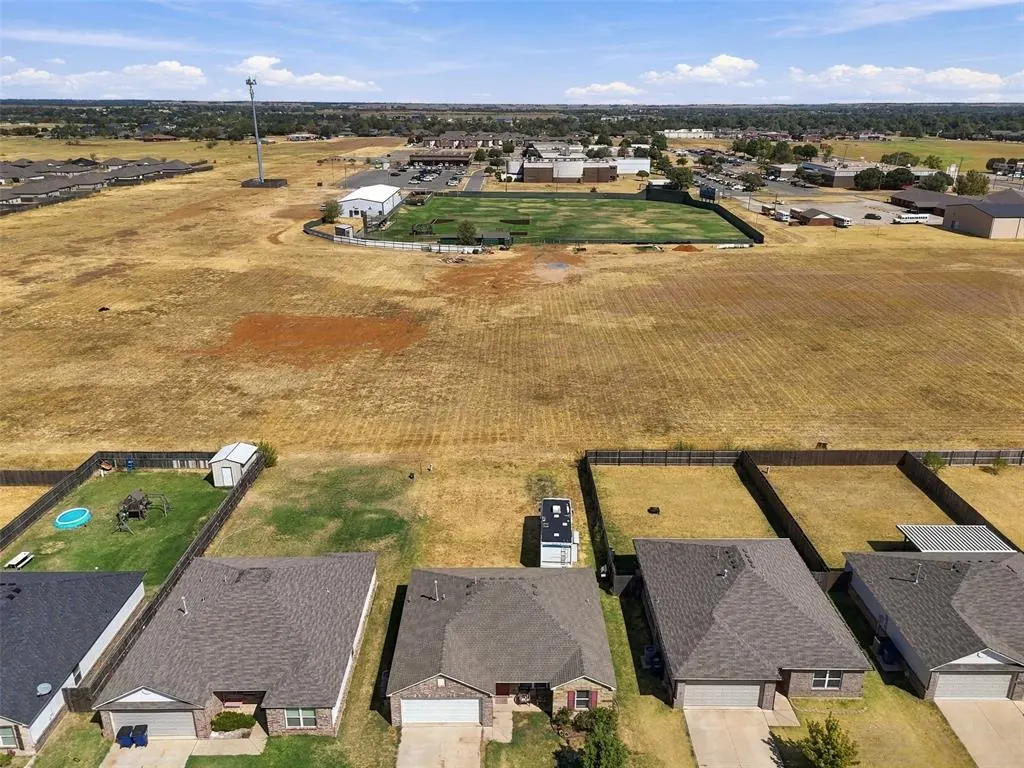 Photo 25 — 1732 Settlers Crossing Boulevard, El Reno, OK 73036