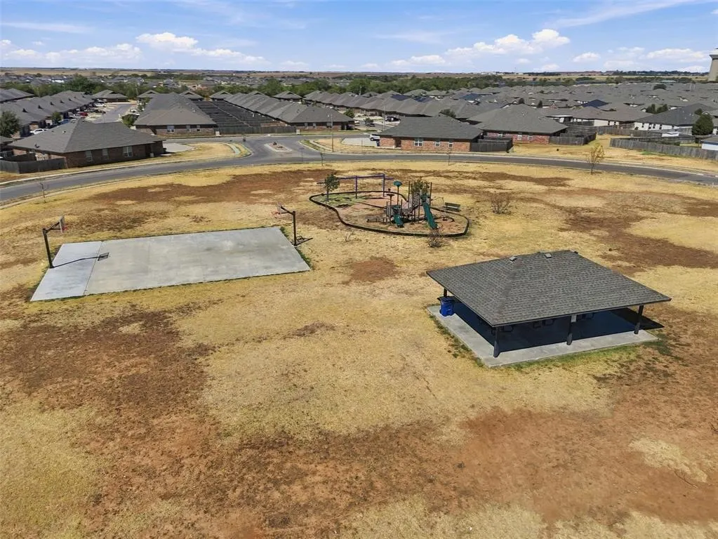 Photo 26 — 1732 Settlers Crossing Boulevard, El Reno, OK 73036