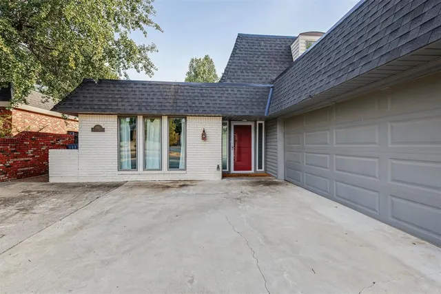 Photo 2 — 1440 Duffner Drive, Oklahoma City, OK 73118